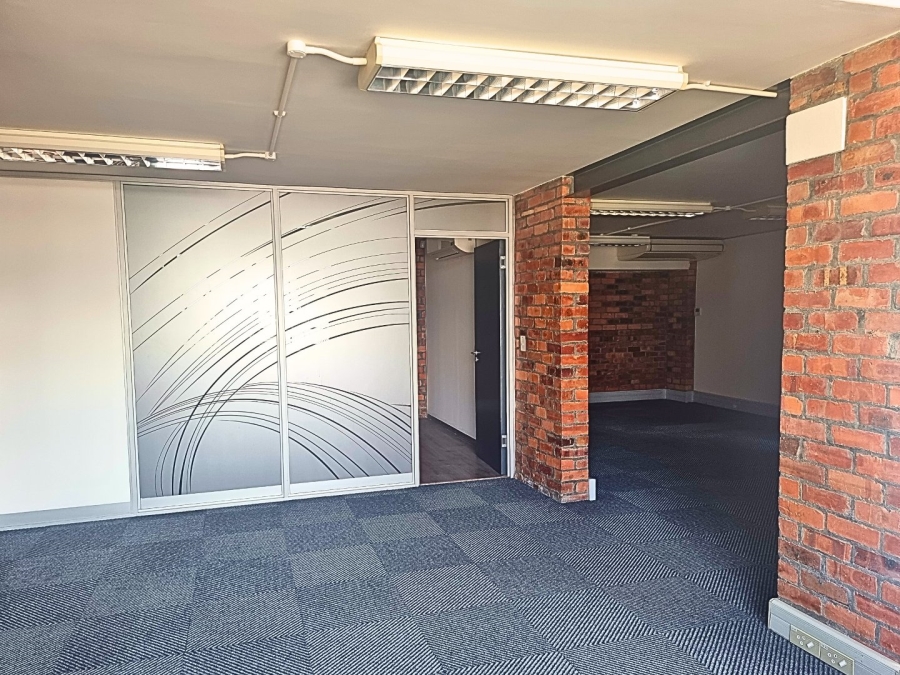 To Let commercial Property for Rent in De Waterkant Western Cape